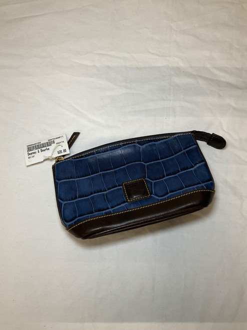 Vist Large View of Product Image Which is Used Dooney & Bourke Wallet