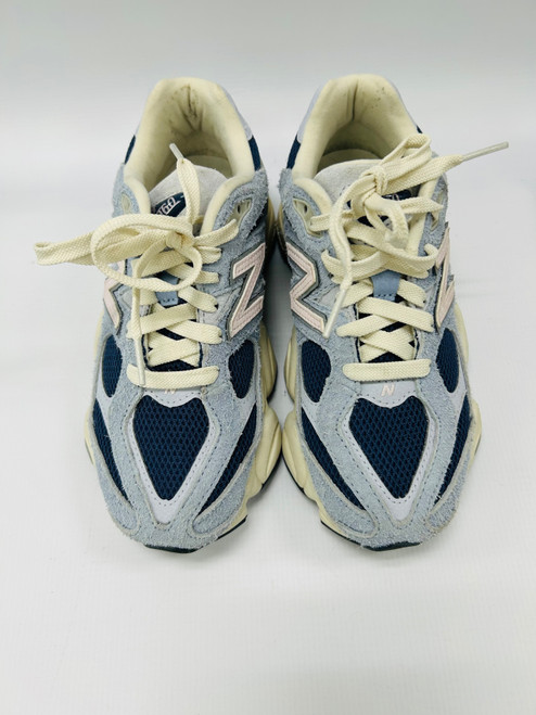 Vist Large View of Product Image Which is Used New Balance Performance Shoes 6