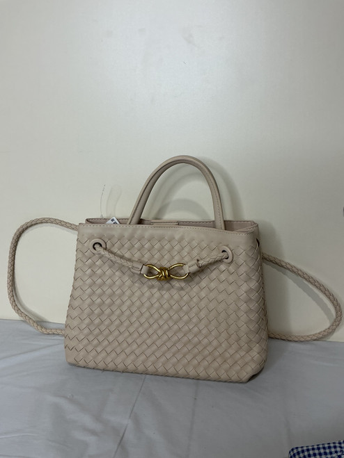 Vist Large View of Product Image Which is Used Unbranded Large Leather Handbag