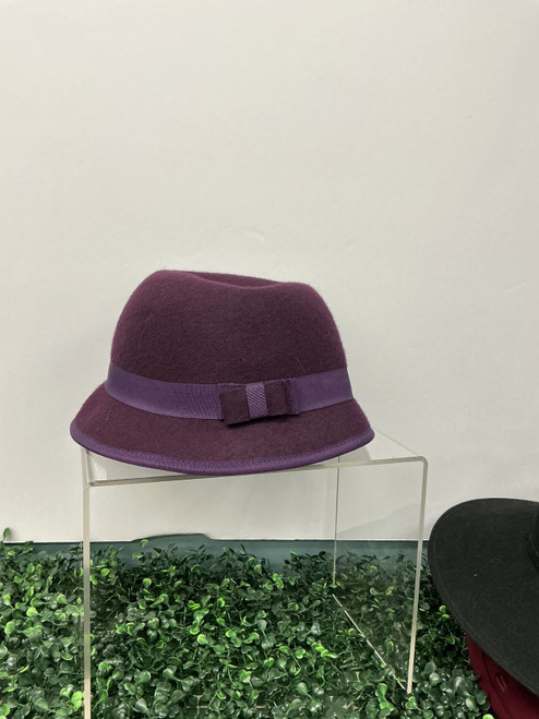 Vist Large View of Product Image Which is Used Unbranded Winter Hat M 8-10/28-30