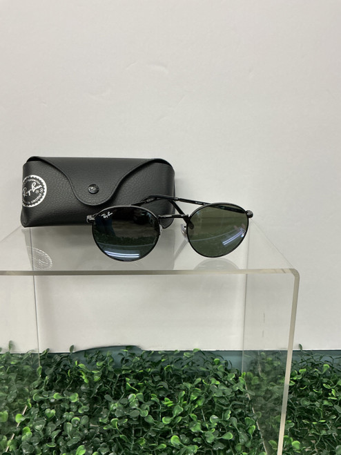 Vist Large View of Product Image Which is Used Ray-Ban Sunglasses