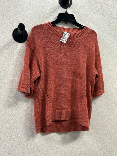 Vist Large View of Product Image Which is Used Banana Republic Short Sleeve Top M-8/10