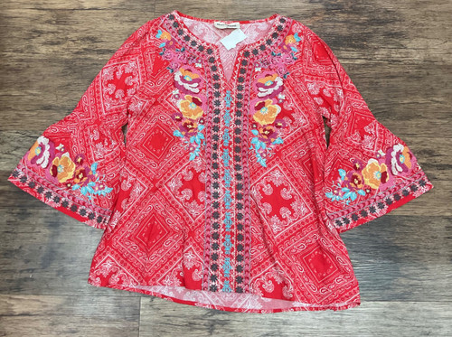 Vist Large View of Product Image Which is Used savanna Jane  Long Sleeve Top M-8/10