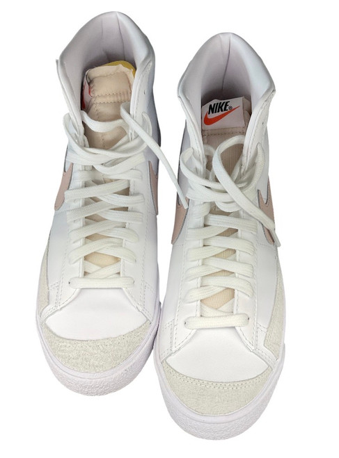 Vist Large View of Product Image Which is Used Nike Performance Shoes 10.5