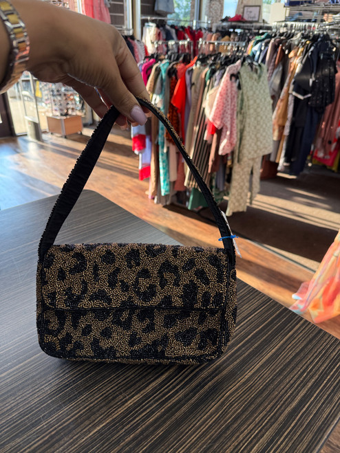 Vist Large View of Product Image Which is Used Unbranded Small Handbag