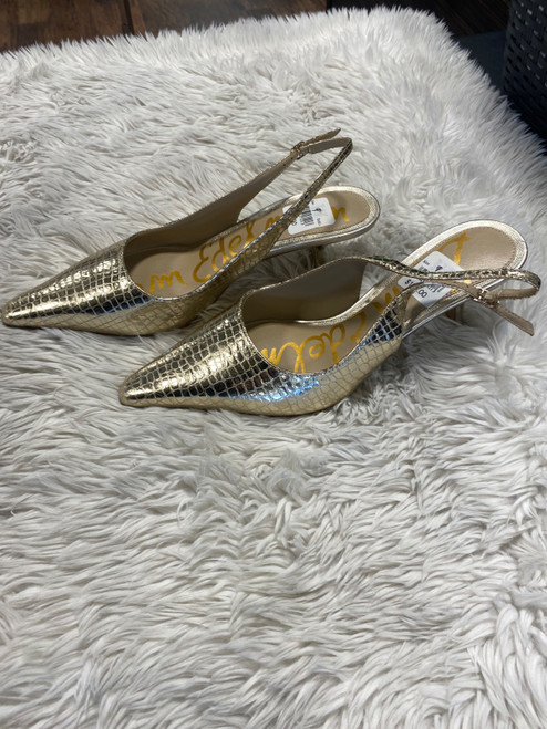 Vist Large View of Product Image Which is Used Sam Edelman Low Heels 9