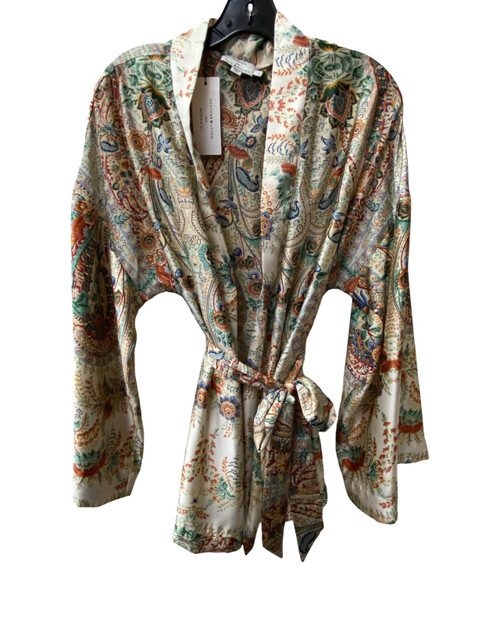 Vist Large View of Product Image Which is Used Molly Bracken Long Sleeve Top L-12/14