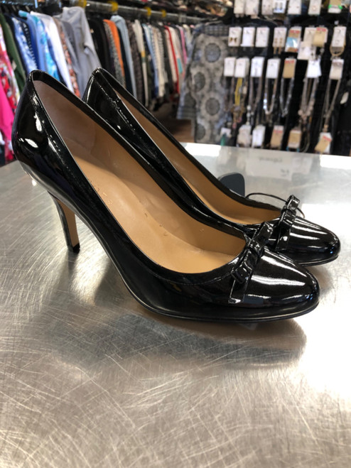 Vist Large View of Product Image Which is Used Talbots High Heels 6.5