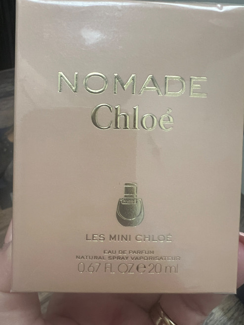 Vist Large View of Product Image Which is Used Chloe nomad