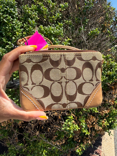 Vist Large View of Product Image Which is Used Coach Monogram Wristlet