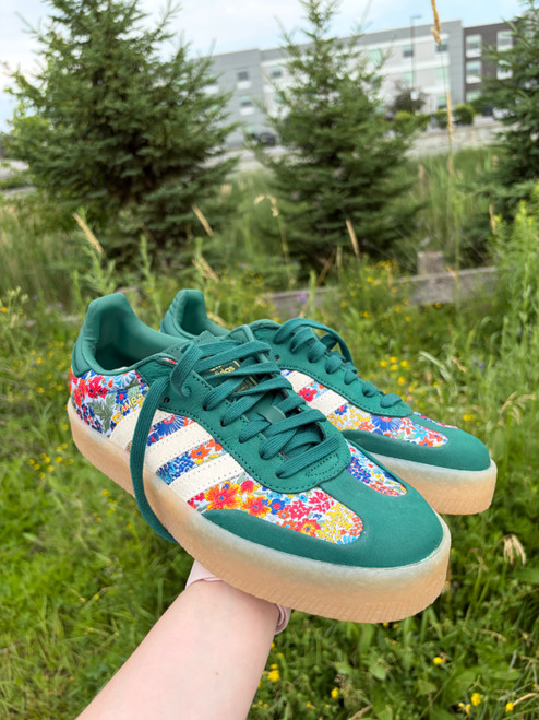 Vist Large View of Product Image Which is Used Adidas Casual Shoes 9.5