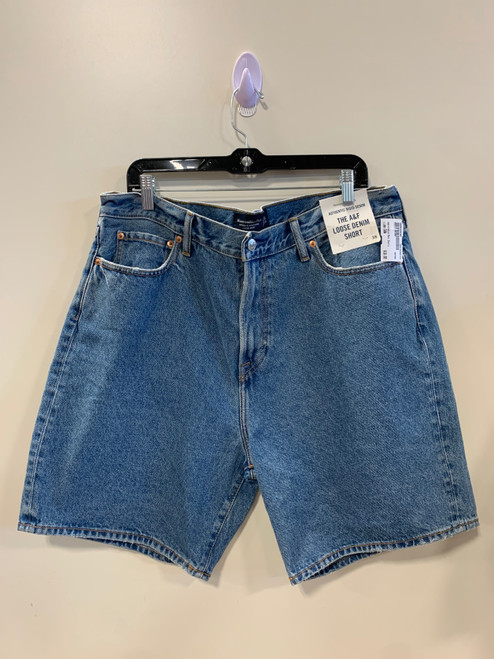 Vist Large View of Product Image Which is Used Unbranded Mens Shorts 38W