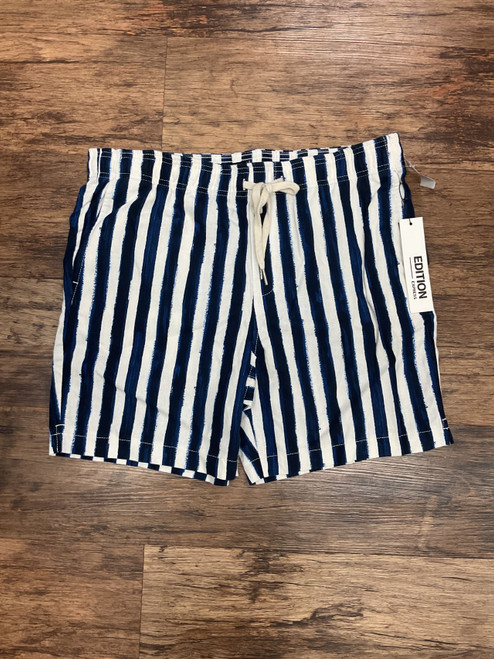 Vist Large View of Product Image Which is Used Express Mens Shorts M