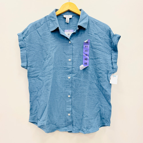 Vist Large View of Product Image Which is Used Jessica Simpson Short Sleeve Top XS-0/2