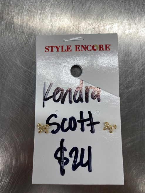 Vist Large View of Product Image Which is Used Kendra Scott Earrings
