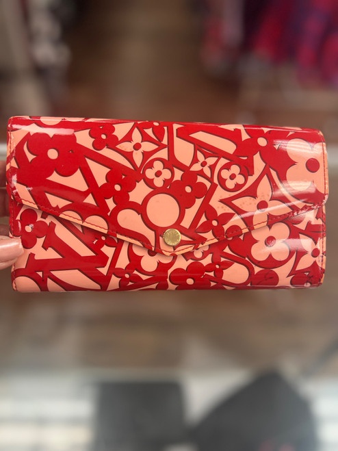 Vist Large View of Product Image Which is Used Louis Vuitton Leather Wallet