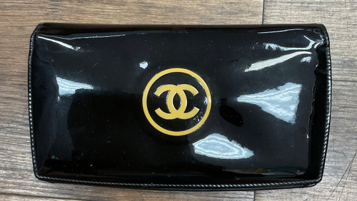 Vist Large View of Product Image Which is Used Chanel Small Leather wallet