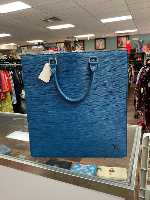Vist Large View of Product Image Which is Used Louis Vuitton Small Leather Handbag