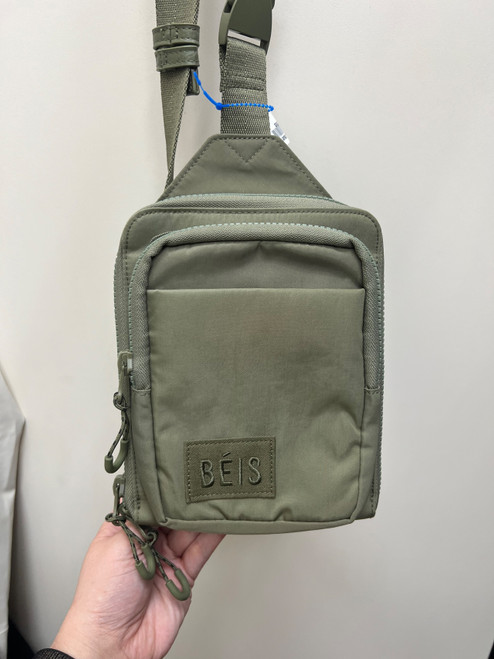 Vist Large View of Product Image Which is Used BEIS Handbag