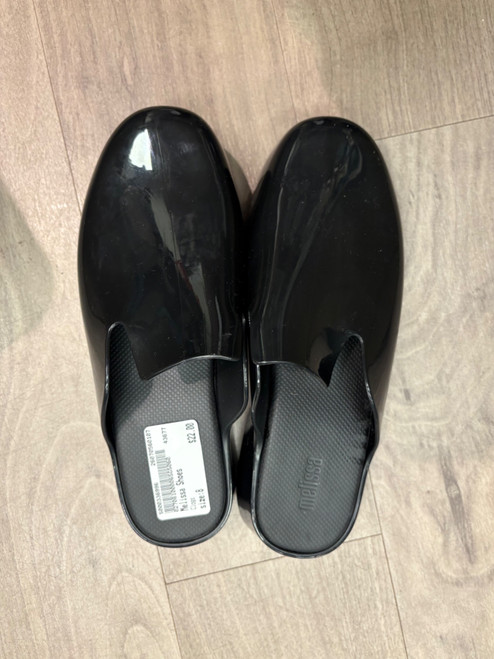 Vist Large View of Product Image Which is Used Melissa Shoes Clogs 8