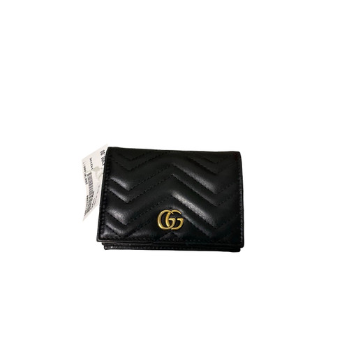 Vist Large View of Product Image Which is Used Gucci Leather Wallet