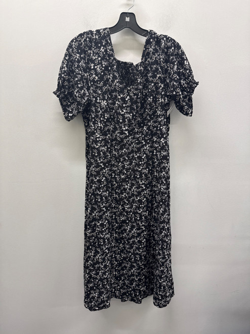 Vist Large View of Product Image Which is Used Black Floral Old Navy Long Dress B L-12/14
