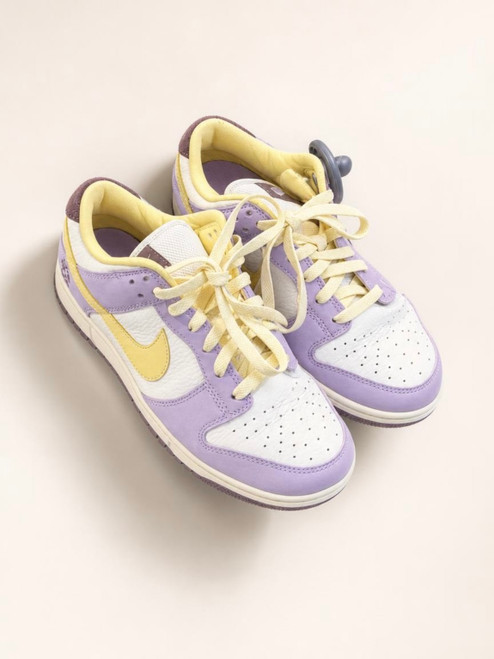 Vist Large View of Product Image Which is Used Nike Casual Shoes 8.5