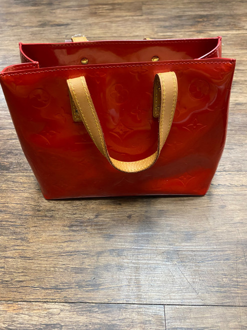 Vist Large View of Product Image Which is Used Louis Vuitton Small Handbag