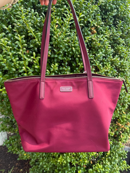 Vist Large View of Product Image Which is Used Kate Spade New York Large Leather Handbag