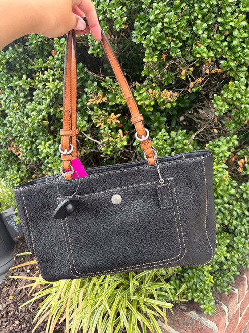 Vist Large View of Product Image Which is Used Coach Large Leather Handbag