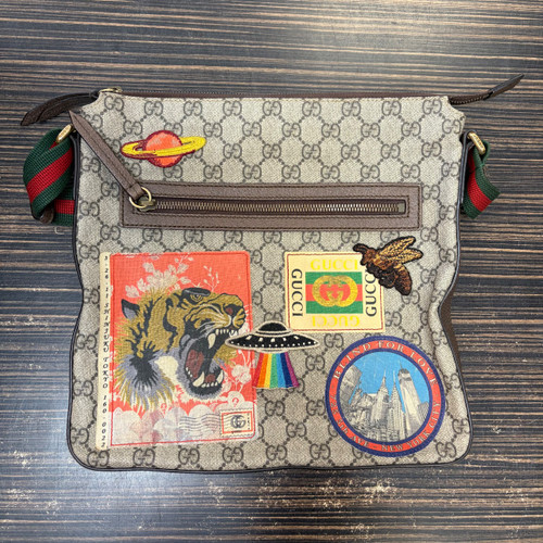 Vist Large View of Product Image Which is Used Gucci Large Leather Handbag