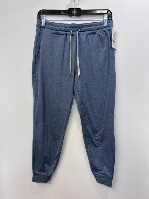 Vist Large View of Product Image Which is Used Vuori Active Pant 4-27