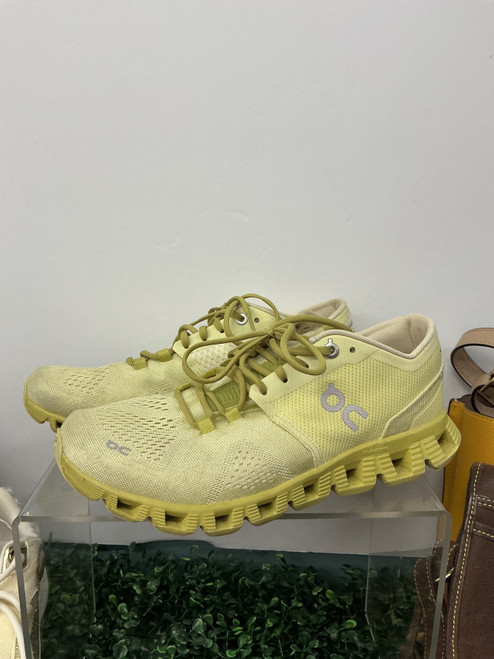 Vist Large View of Product Image Which is Used On Cloud Casual Shoes 7.5