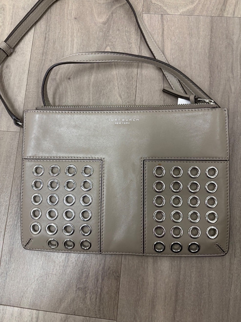 Vist Large View of Product Image Which is Used Tory Burch Small Leather Handbag