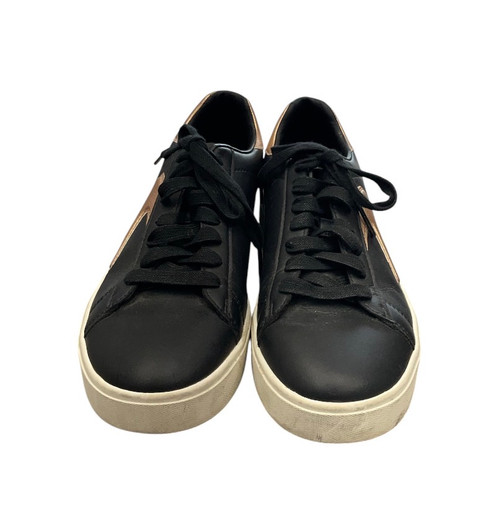 Vist Large View of Product Image Which is Used Skechers Performance Shoes 8