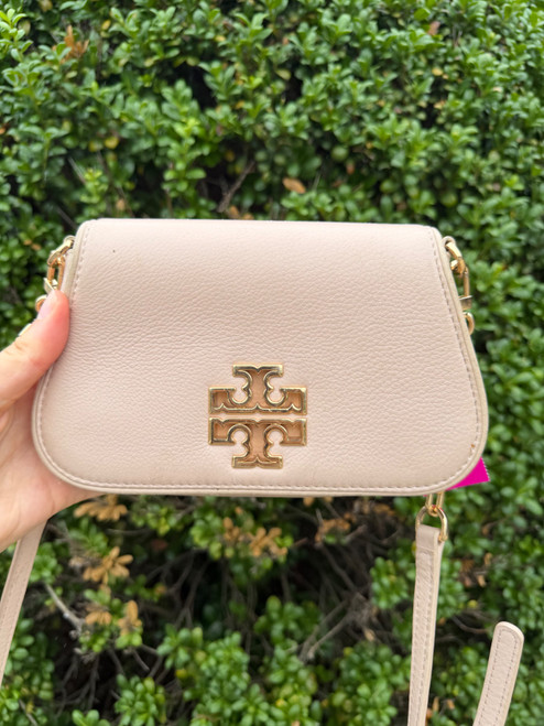 Vist Large View of Product Image Which is Used Tory Burch Small Leather Handbag