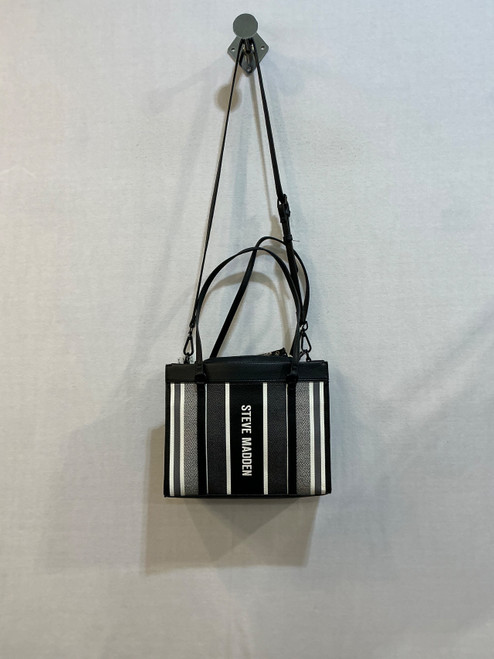 Vist Large View of Product Image Which is Used Steve Madden Small Leather Handbag