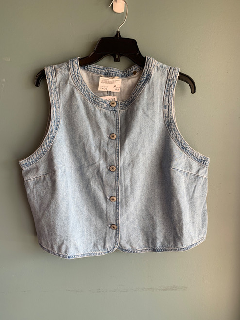 Vist Large View of Product Image Which is Used Unbranded Sleeveless Top XL-16