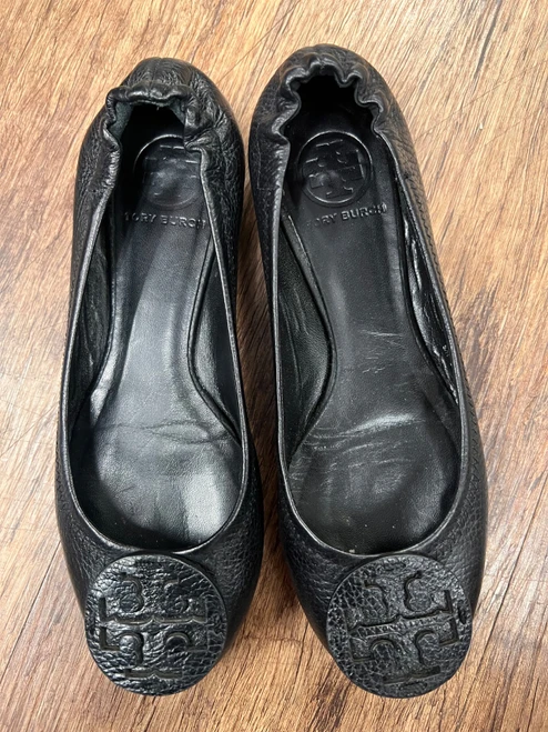 Vist Large View of Product Image Which is Used Tory Burch Casual Shoes 5.5