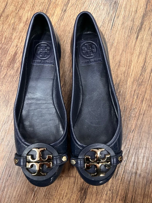 Vist Large View of Product Image Which is Used Tory Burch Casual Shoes 5.5