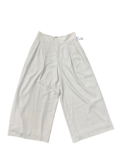 Vist Large View of Product Image Which is Used Club Monaco Capri 4-27