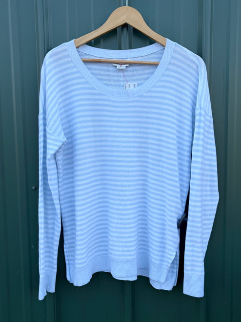 Vist Large View of Product Image Which is Used Vineyard Vines Long Sleeve Top M-8/10
