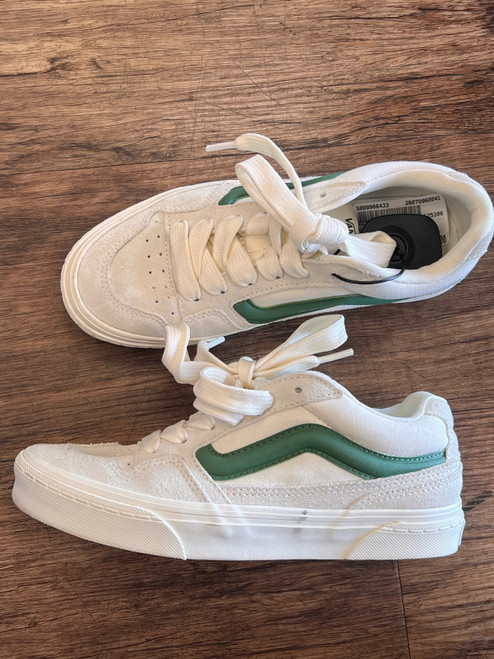 Vist Large View of Product Image Which is Used Vans Performance Shoes 6.5