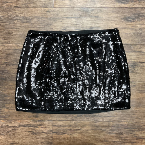 Vist Large View of Product Image Which is Used Theory Short Skirt 10-30