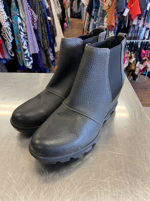 Vist Large View of Product Image Which is Used Sorel Ankle Boots 12