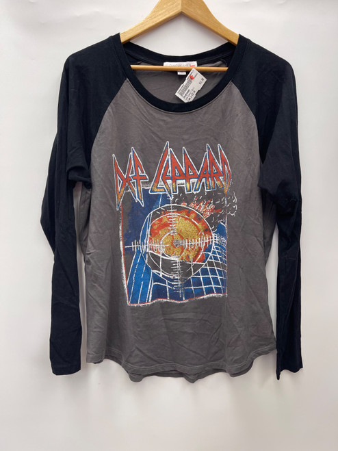 Vist Large View of Product Image Which is Used Daydreamer Long Sleeve T-Shirt L-12/14