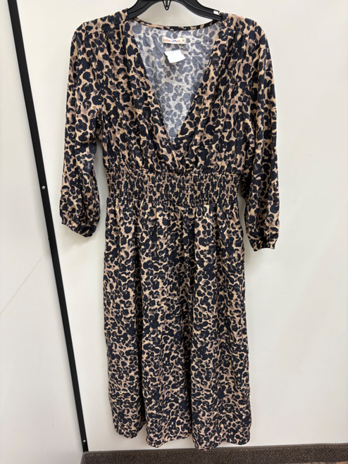 Vist Large View of Product Image Which is Used Marine Layer Long Dress B M-8/10