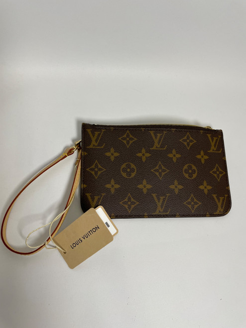 Vist Large View of Product Image Which is Used Louis Vuitton Wristlet