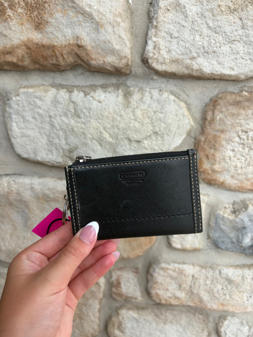 Vist Large View of Product Image Which is Used Coach Leather Wristlet
