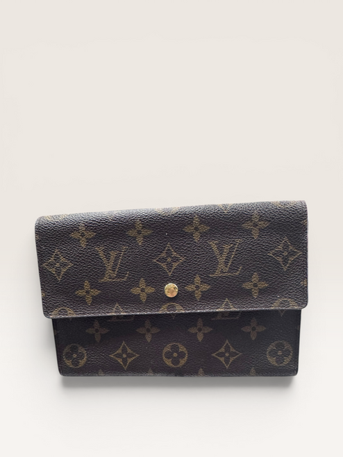 Vist Large View of Product Image Which is Used Louis Vuitton Leather Wallet